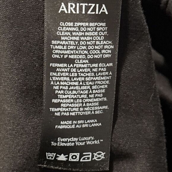 Aritzia TNA Supply Cargo Pants Adjustable Waist Women's Size Medium Black - Picture 14 of 15